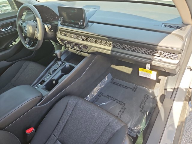 Used 2025 Honda Accord SE image 22