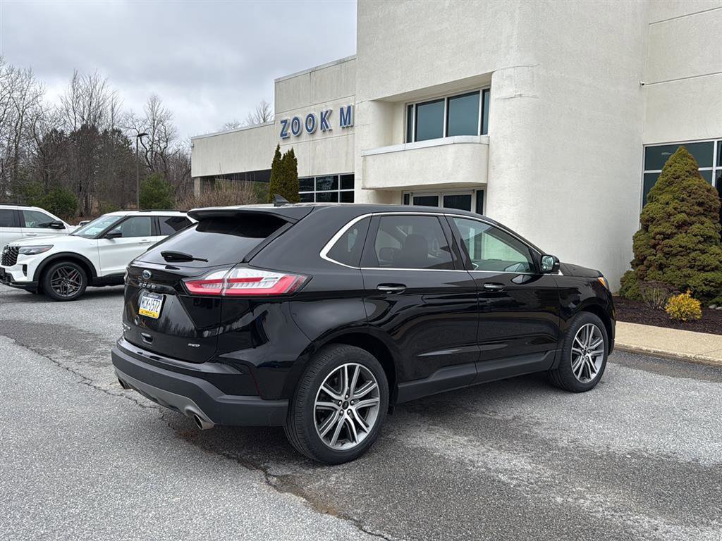 Used 2023 Ford Edge Titanium image 5