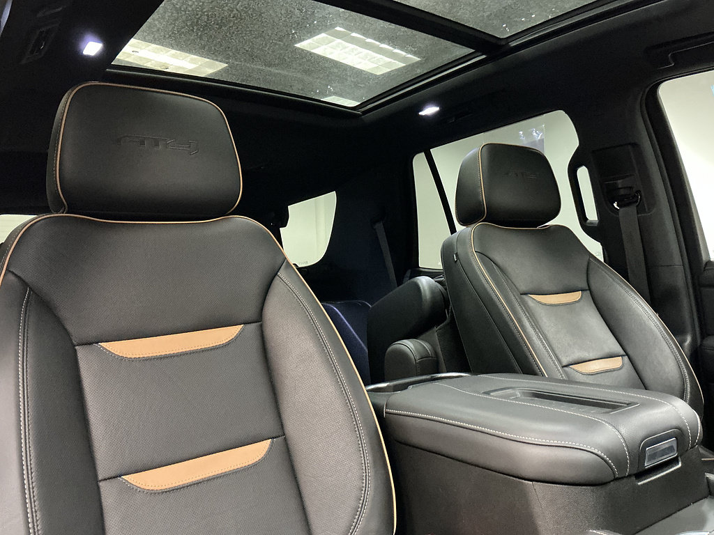 Used 2024 GMC Yukon AT4 AWD/4WD image 36