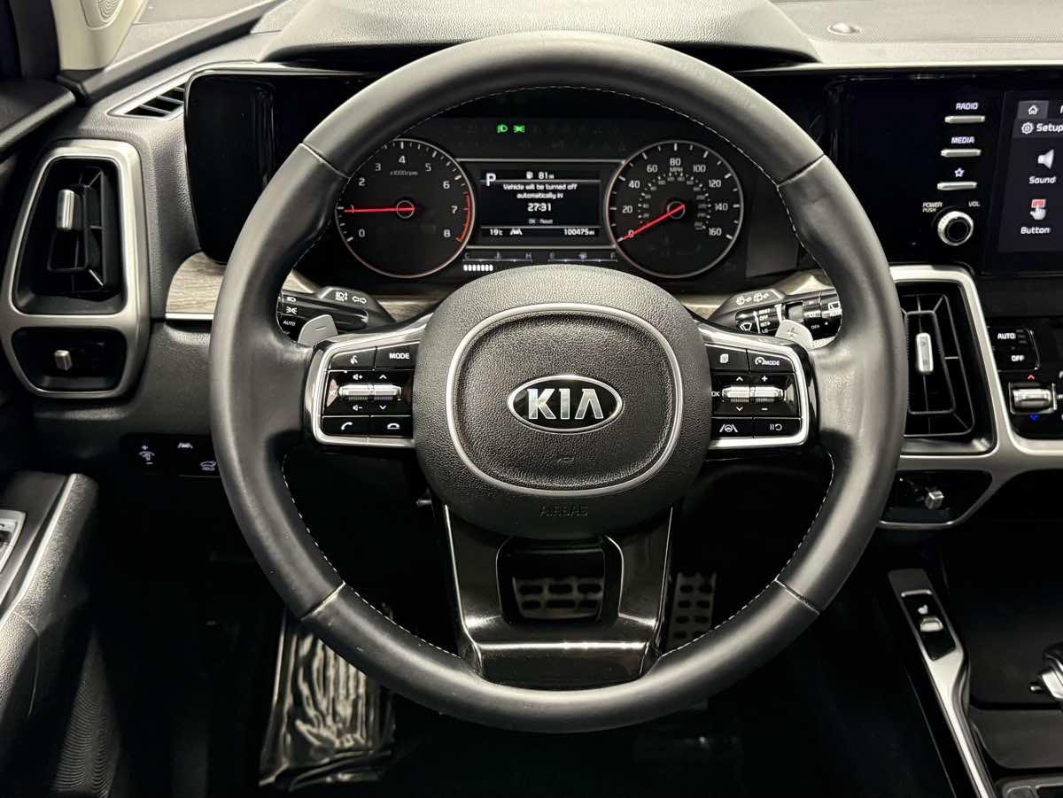 Used 2021 Kia Sorento EX image 16
