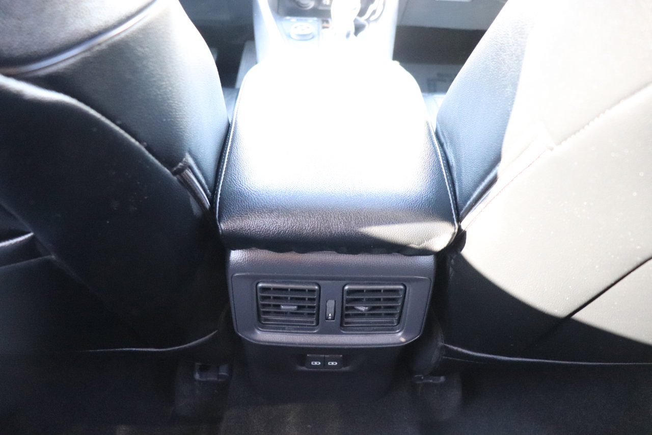 Used 2025 Toyota RAV4 XLE image 21
