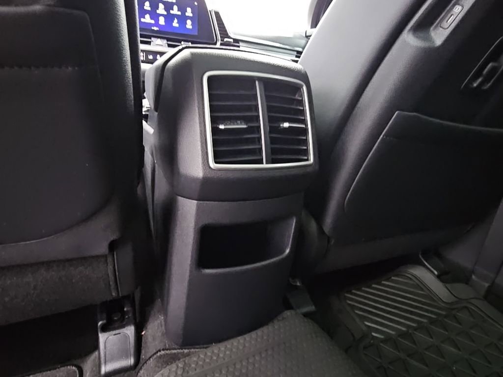 Used 2023 Kia Sportage SX image 36