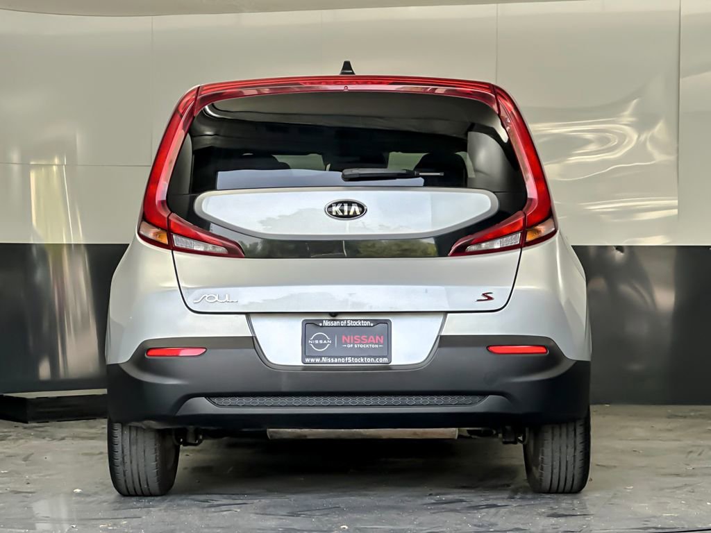 Used 2021 Kia Soul S FWD image 4