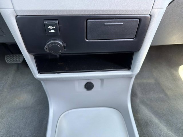 Used 2018 Toyota Sienna LE image 27