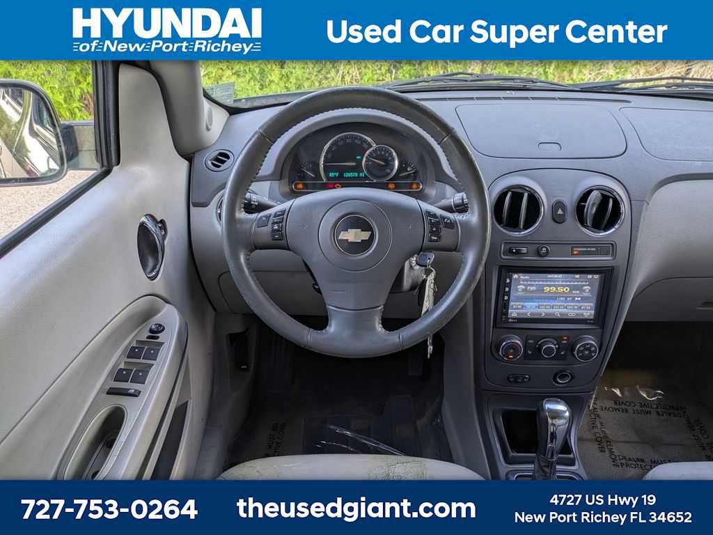 Used 2010 Chevrolet HHR LT FWD image 17