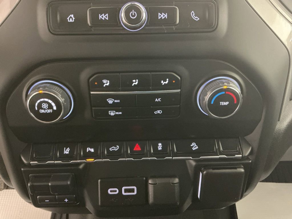 Used 2024 Chevrolet Silverado 2500 Custom w/ Custom Value Package image 27