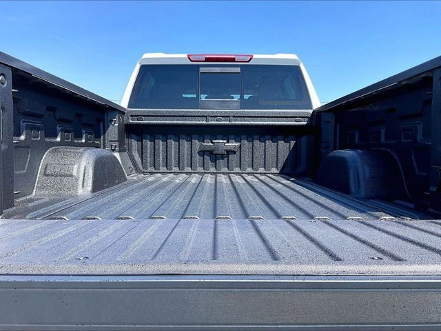 New 2026 Chevrolet Silverado 1500 RST w/ Dark Appearance Package AWD/4WD image 16