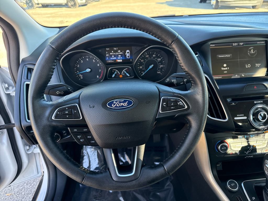 Used 2015 Ford Focus Titanium image 14