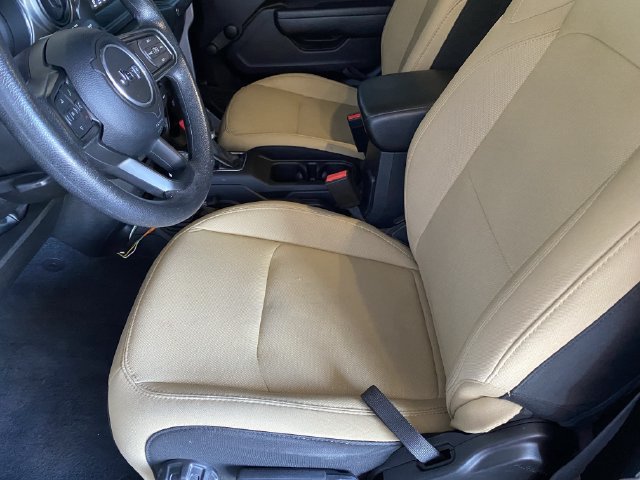 Used 2023 Jeep Wrangler Sport AWD/4WD image 16