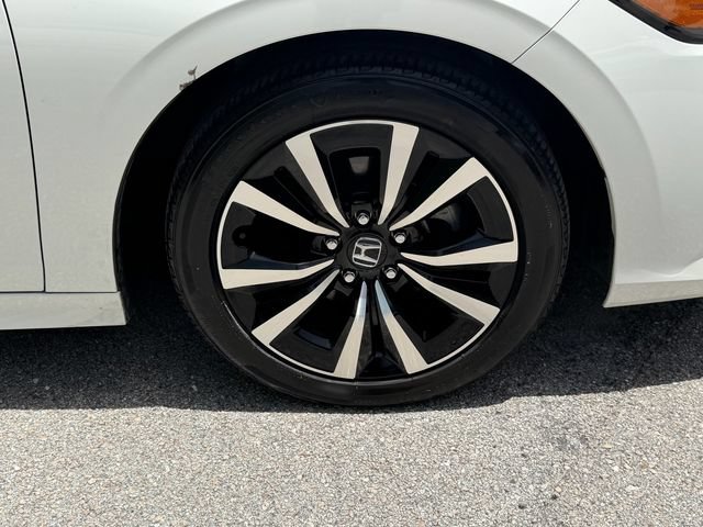 Used 2024 Honda Civic EX image 14