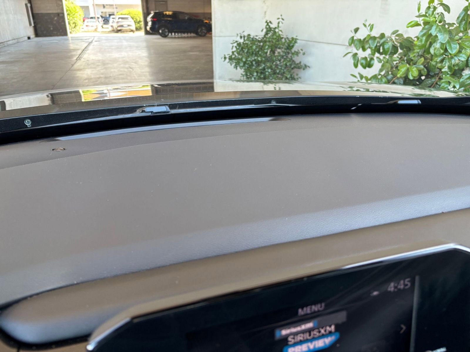 Used 2025 Nissan Pathfinder SV FWD image 17