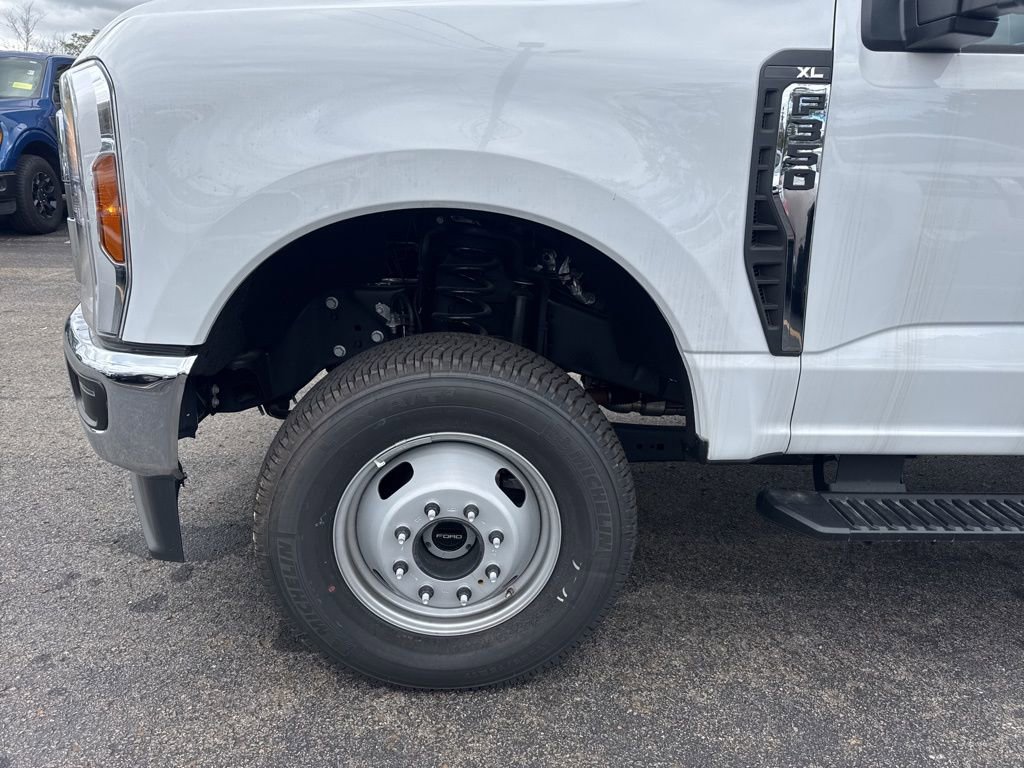 New 2024 Ford F350 XL w/ Snow Plow Prep Package image 9