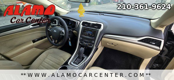 Used 2016 Ford Fusion SE FWD image 15