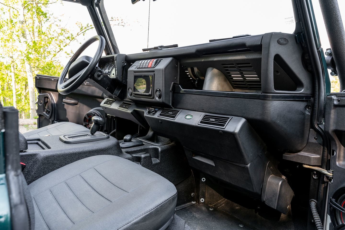 Used 1997 Land Rover Defender 90 AWD/4WD image 30