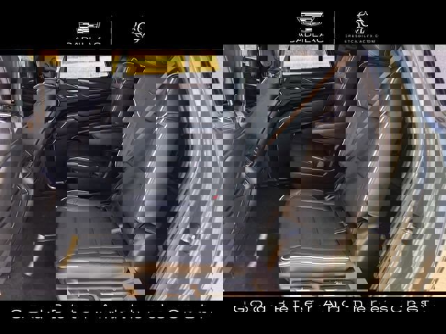 Used 2023 Cadillac Escalade Premium Luxury image 35