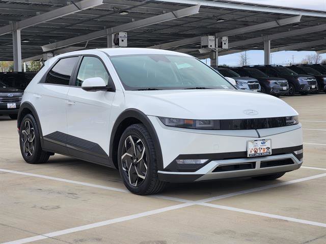 Used 2024 Hyundai Ioniq 5 SEL image 2