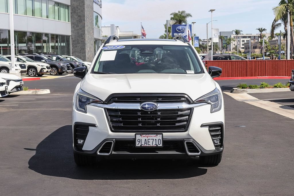 Used 2024 Subaru Ascent Touring AWD/4WD image 2