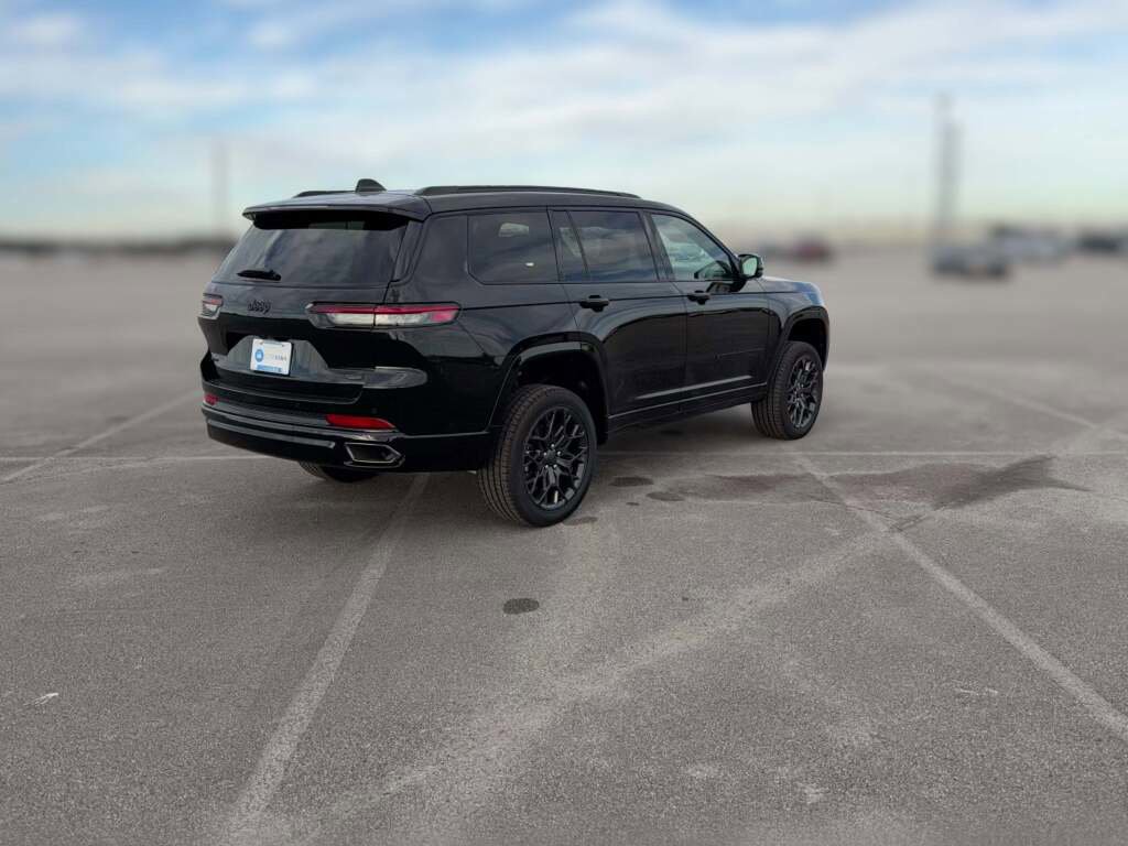 New 2025 Jeep Grand Cherokee L Summit image 12