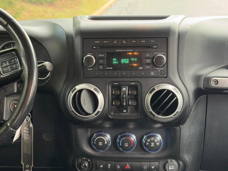 Used 2013 Jeep Wrangler Unlimited Sport image 13