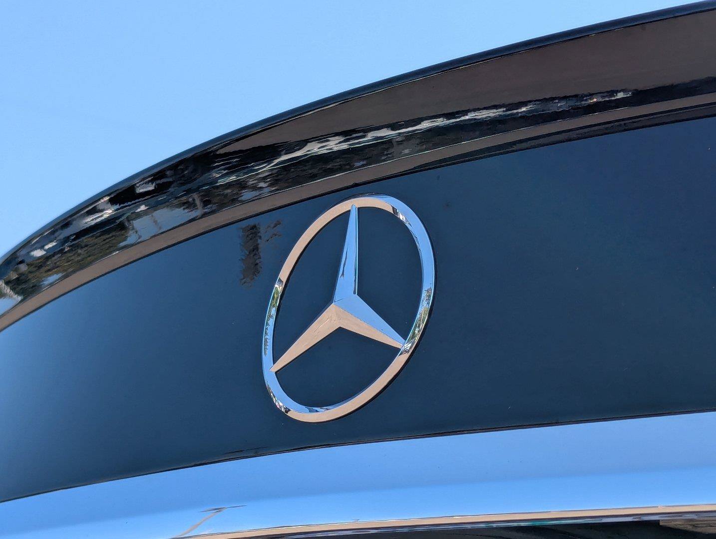 Used 2020 Mercedes-Benz C 300 4MATIC Sedan image 32