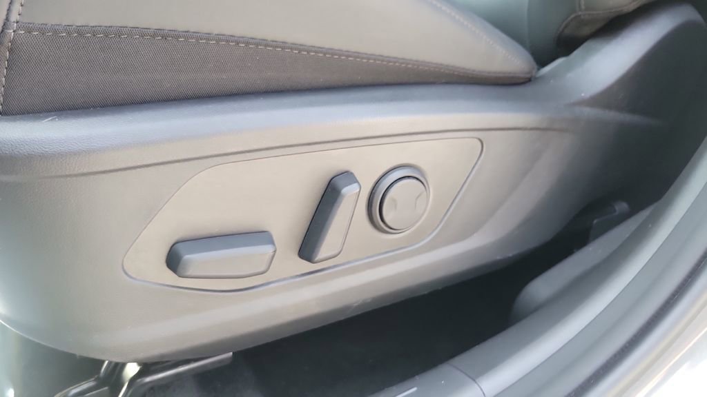 Used 2025 Hyundai Tucson SEL AWD/4WD image 16
