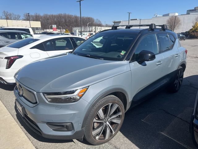 Used 2022 Volvo XC40 P8 Recharge Plus