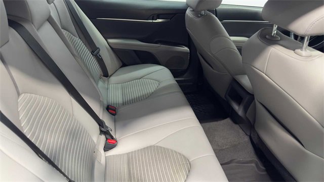Used 2021 Toyota Camry SE w/ Convenience Package image 15