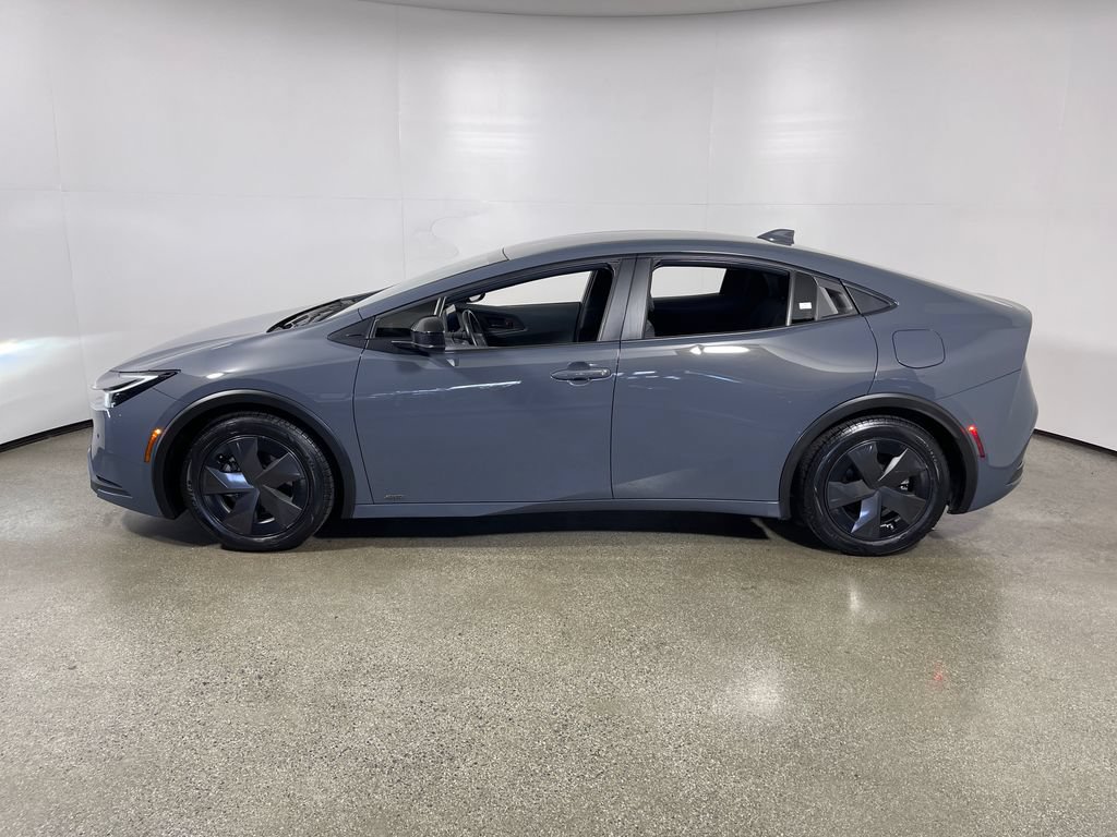 Certified 2024 Toyota Prius LE AWD/4WD image 6