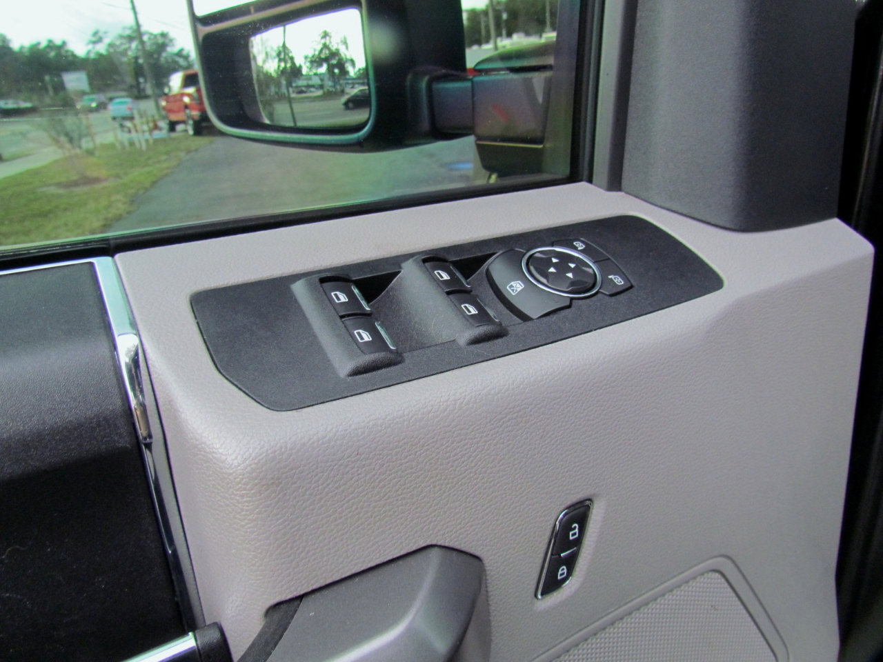 Used 2019 Ford F250 XLT w/ XLT Value Package image 22