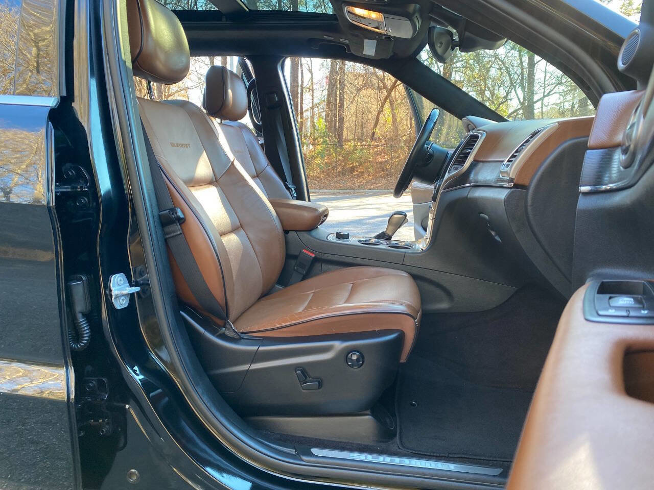 Used 2017 Jeep Grand Cherokee Summit w/ Platinum Series Group image 73