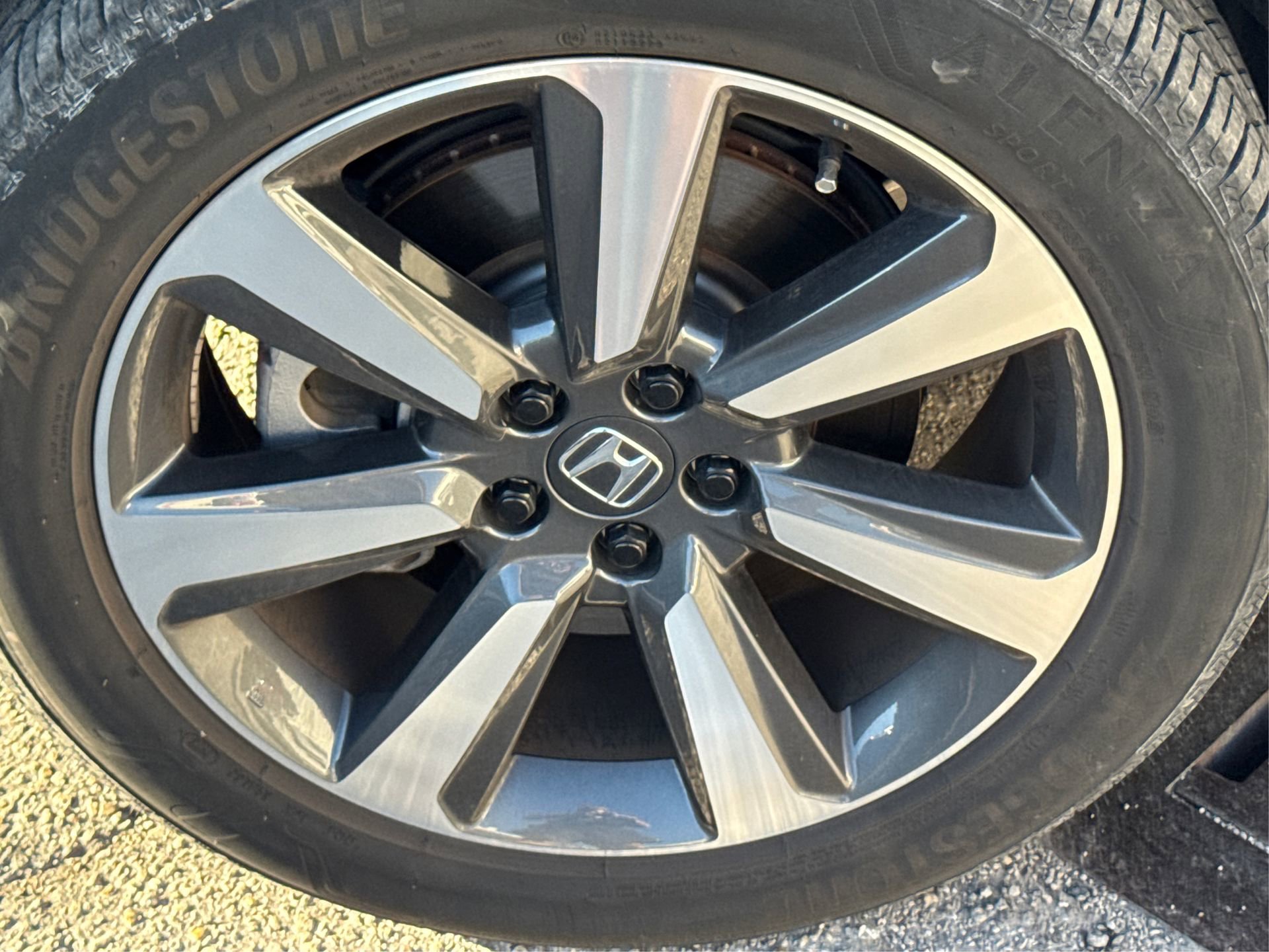 Used 2024 Honda Pilot Elite image 15