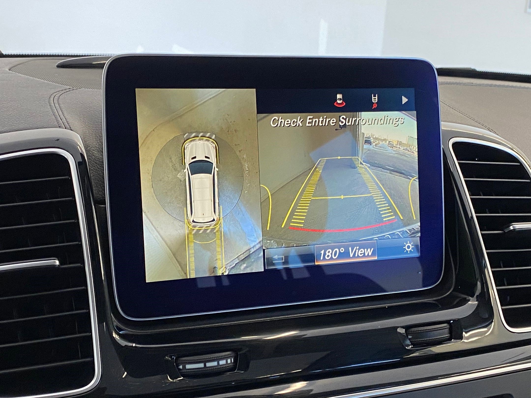 Used 2017 Mercedes-Benz GLS 550 4MATIC image 26