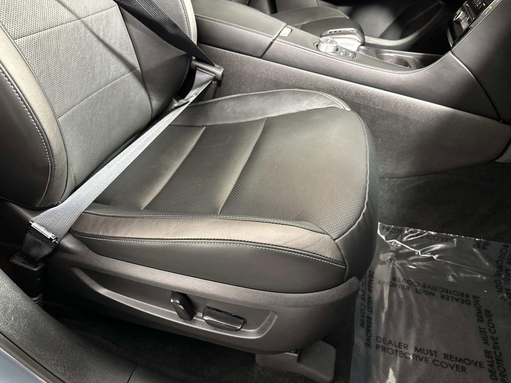 Certified 2023 INFINITI QX50 Luxe image 38