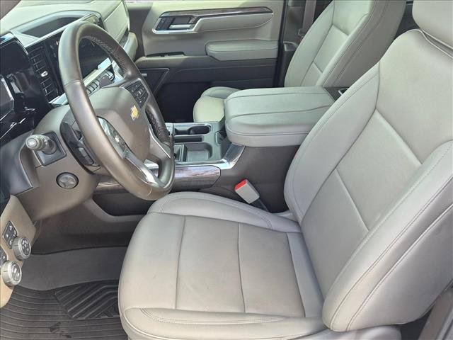 Used 2025 Chevrolet Silverado 1500 LTZ AWD/4WD image 15