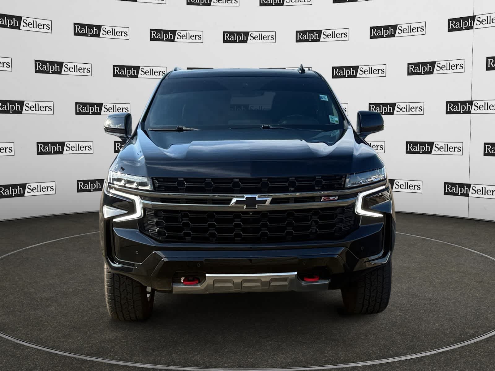 Used 2021 Chevrolet Tahoe Z71 w/ Z71 Signature Package AWD/4WD image 8