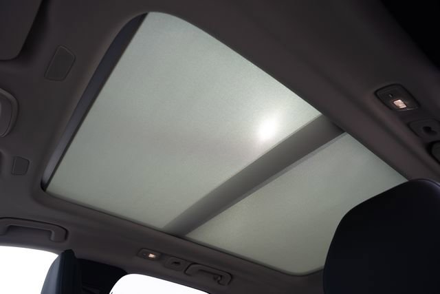 New 2026 Volvo XC60 B5 Plus w/ Protection Package Premier image 32