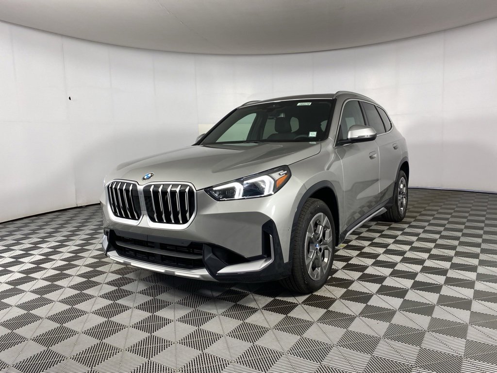 New 2026 BMW X1 xDrive28i w/ Convenience Package image 3