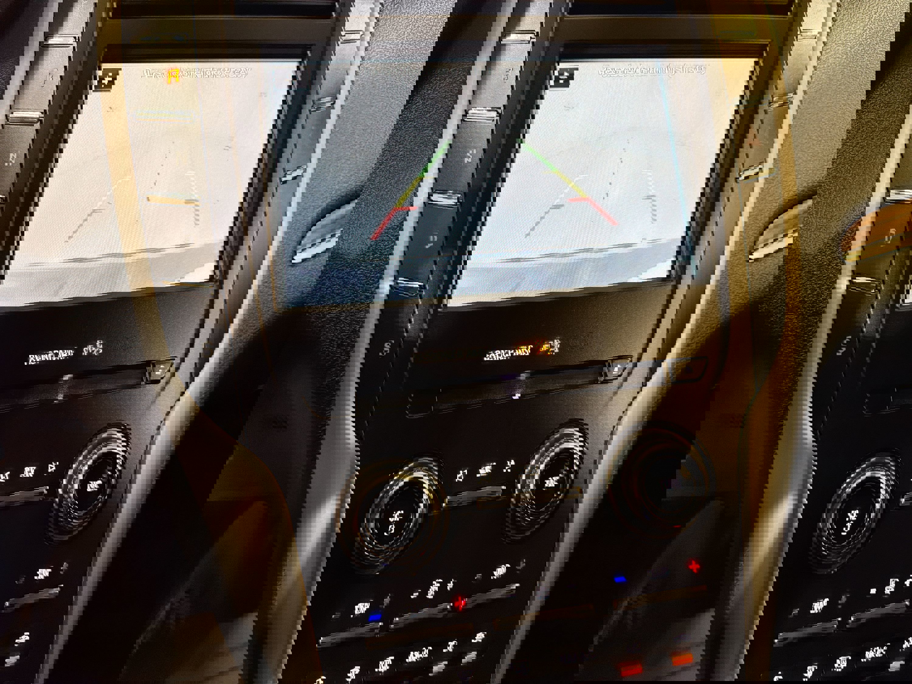 Used 2018 Lincoln MKC Select w/ Select Plus Package image 18