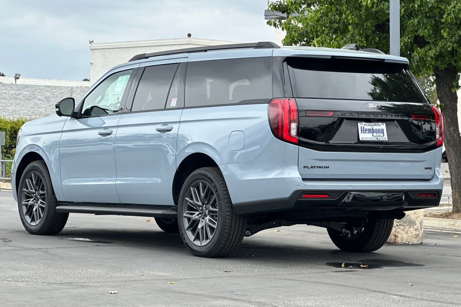 New 2026 Ford Expedition Max Platinum w/ Stealth Appearance Package image 6