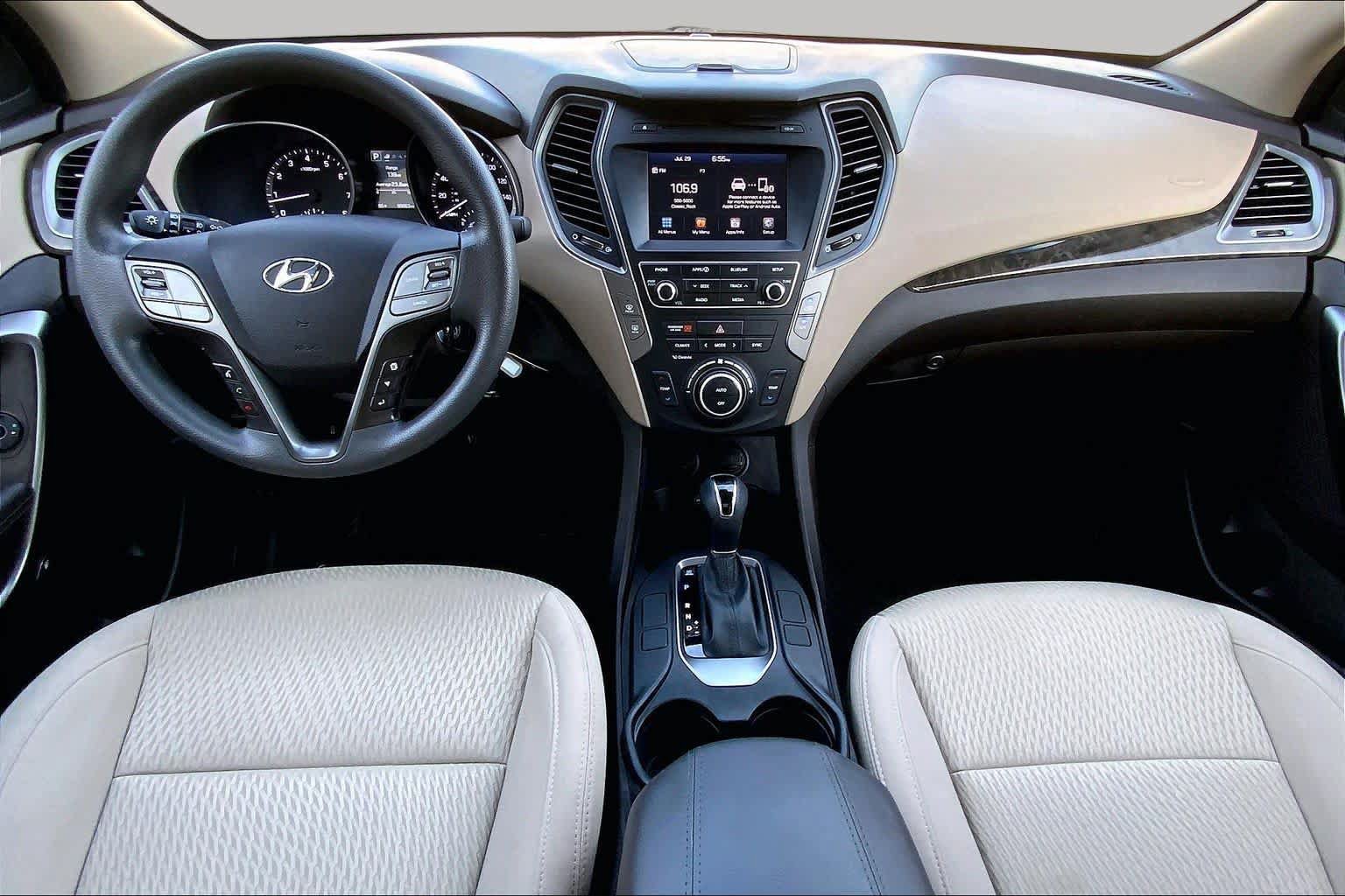Used 2017 Hyundai Santa Fe Sport FWD image 15