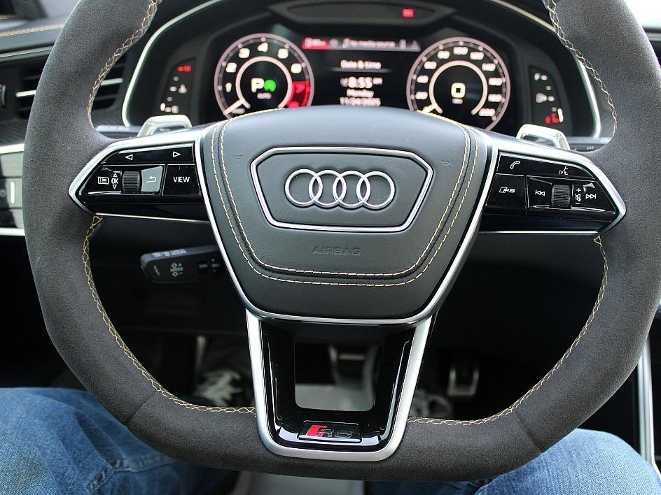 Used 2024 Audi RS 6 performance image 28