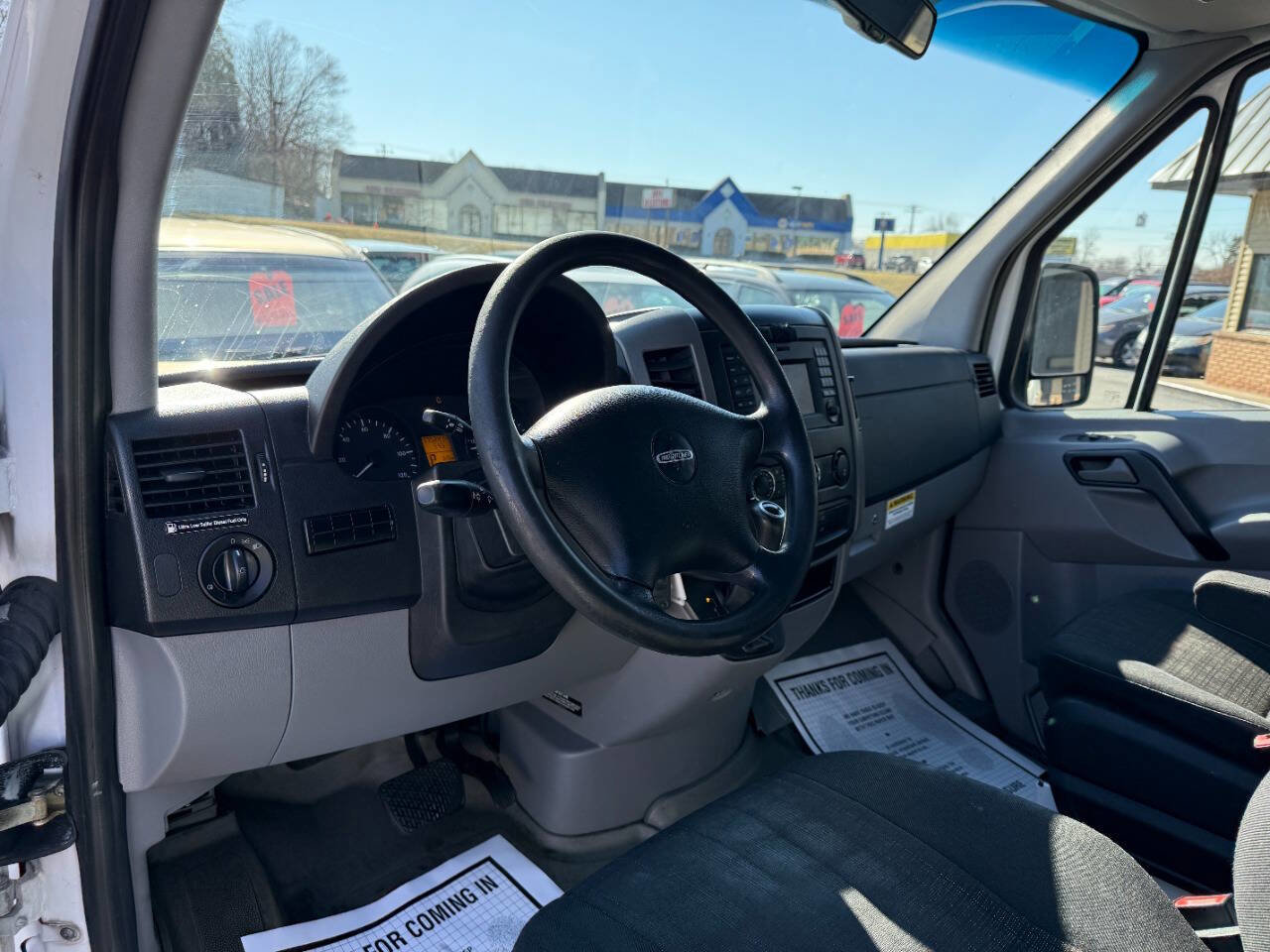 Used 2014 Freightliner Sprinter 3500 image 10