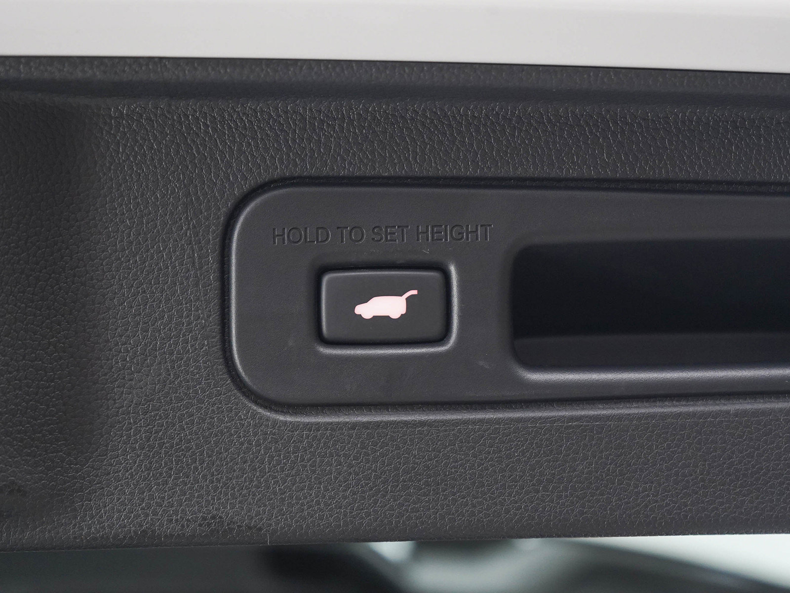Used 2025 Honda Pilot Touring image 17