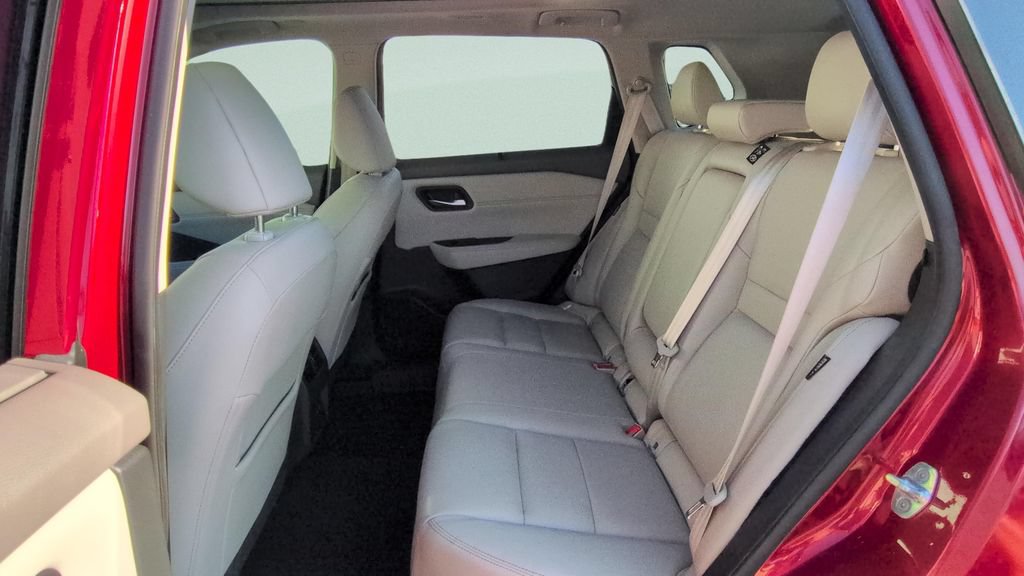 Certified 2022 Nissan Rogue SL w/ SL Premium Package FWD image 10