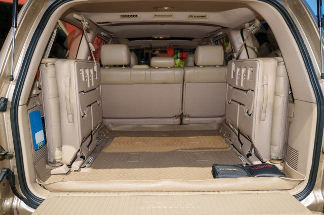 Used 2000 Lexus LX 470 4WD image 19