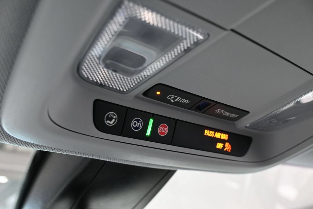 Used 2022 Chevrolet Blazer LT FWD image 28