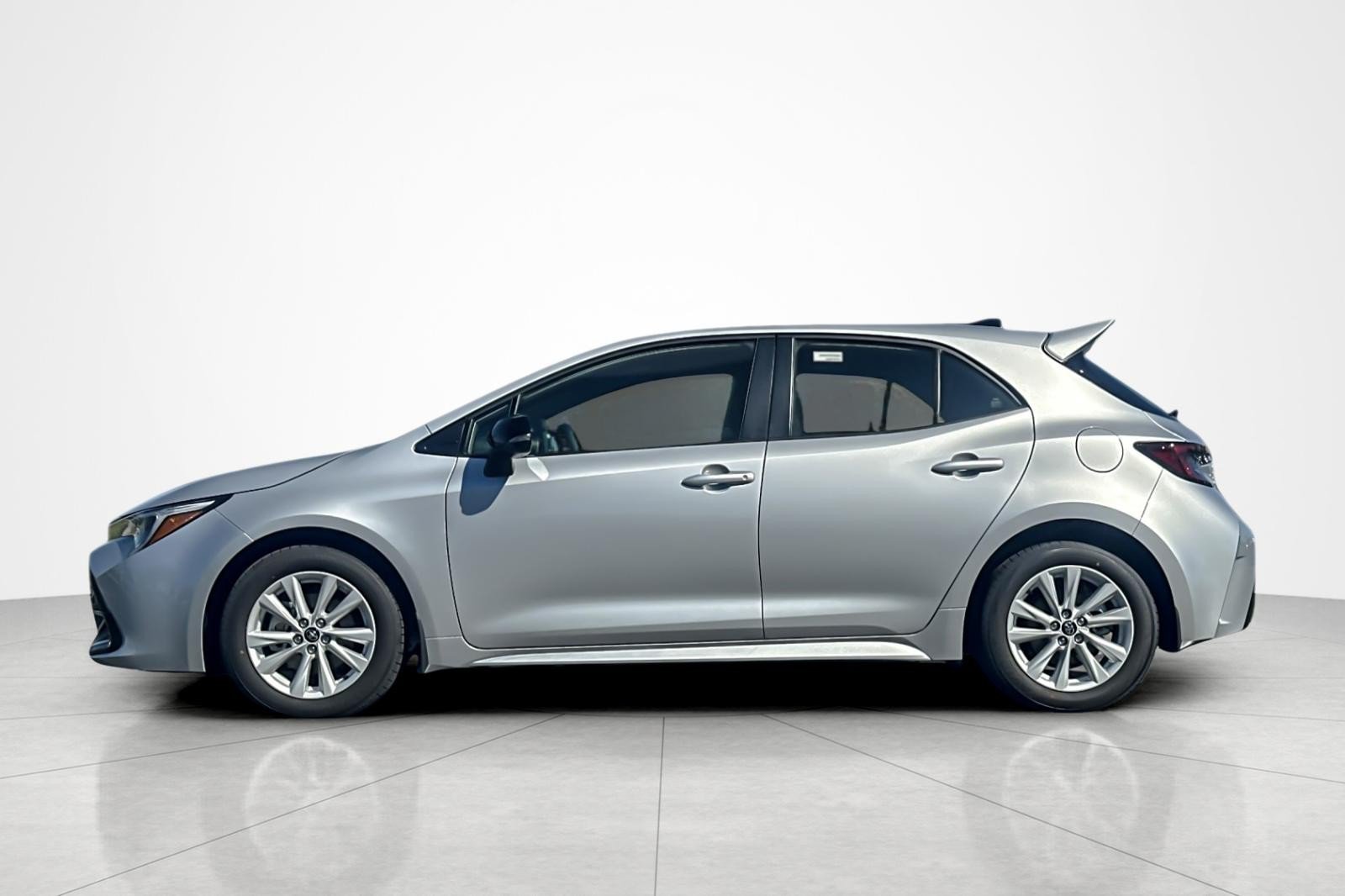 New 2027 Toyota Corolla SE w/ SE Premium Package FWD image 2