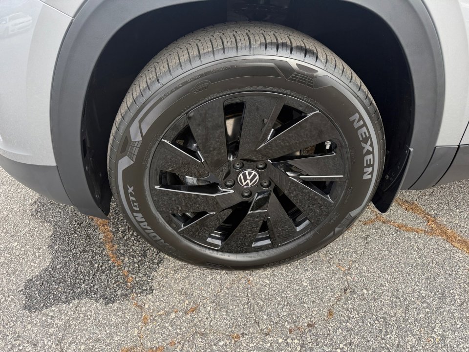 New 2026 Volkswagen Atlas SE image 27