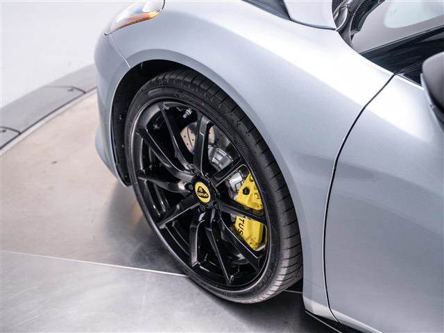 New 2025 Lotus Emira image 12