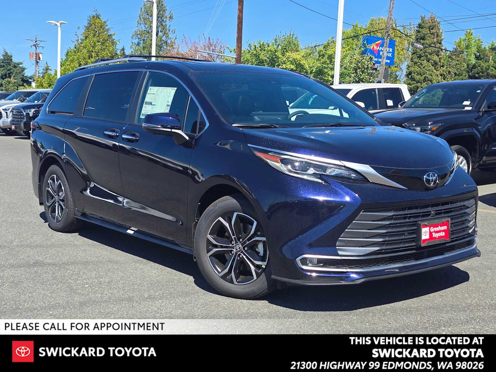 New 2026 Toyota Sienna Platinum AWD/4WD image 1